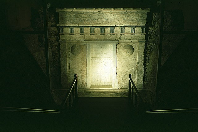 Vergina macedonian tomb